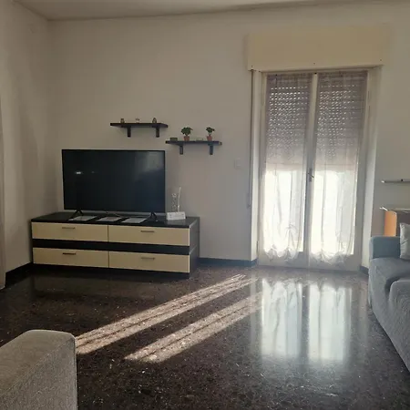 Dante Apartment